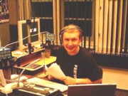 Szkoda, �e to nie telewizja, taki mi do twarzy w s�uchawkach